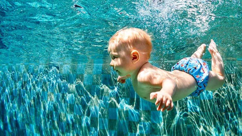 How To Teach A Child To Swim Step By Step By Yourself 1