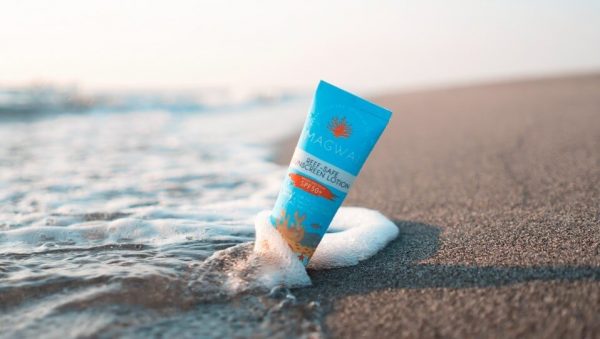 Is Neutrogena Sunscreen Reef Safe? Find Out Here! - Scuba Diving Lovers